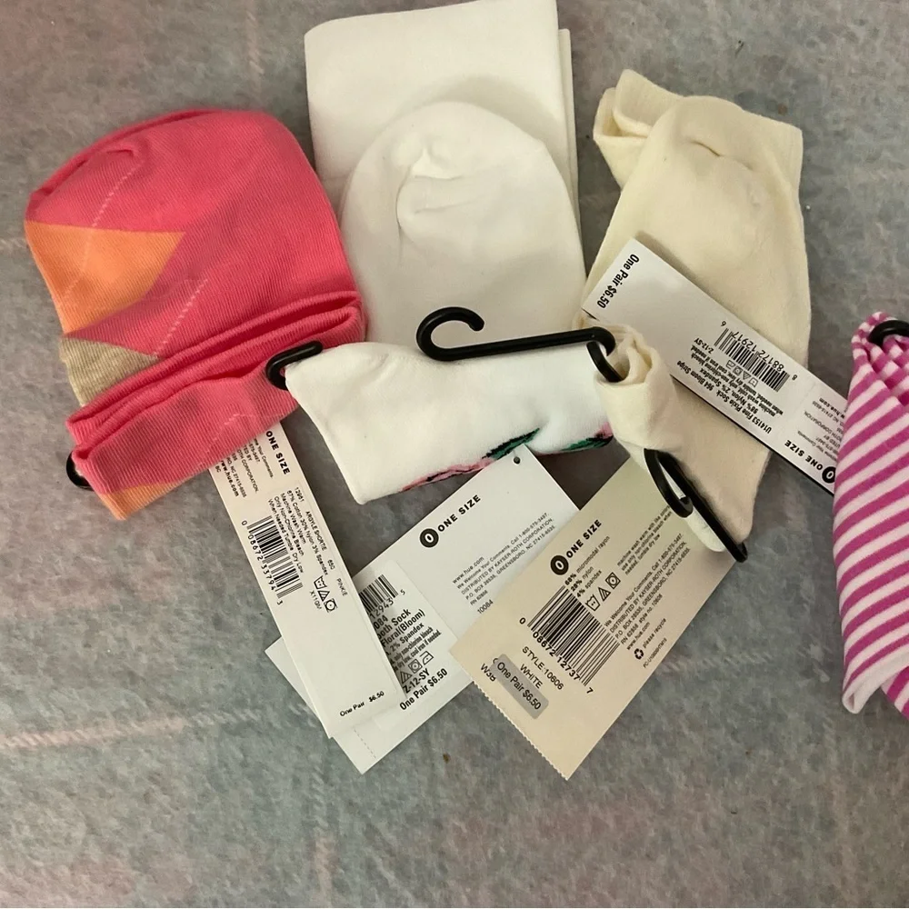 HUE Set of 4 Fashion Socks One Size